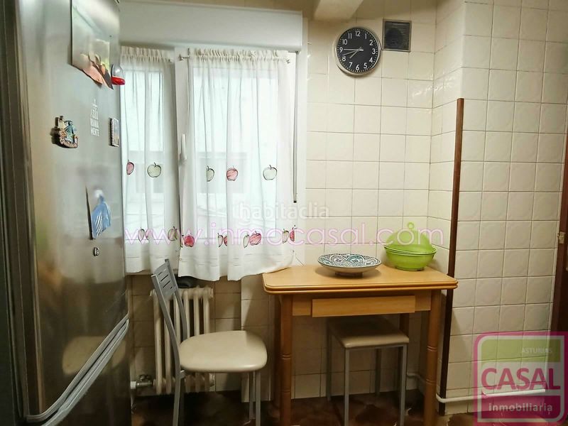 Foto 5810bd8d-7ff7-44fe-b526-8f8c0a4d3b4a. Pis amb calefacció a El Carbayedo - El Quirinal Avilés