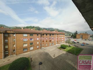 Appartamento  Vega de arriba. Se vende piso en polígono vega de arriba. dos dormitorios, ampli