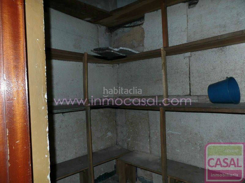 Foto a29be393-7e4e-4f27-9cd9-1a38fa813f55. Edifici a Laviana