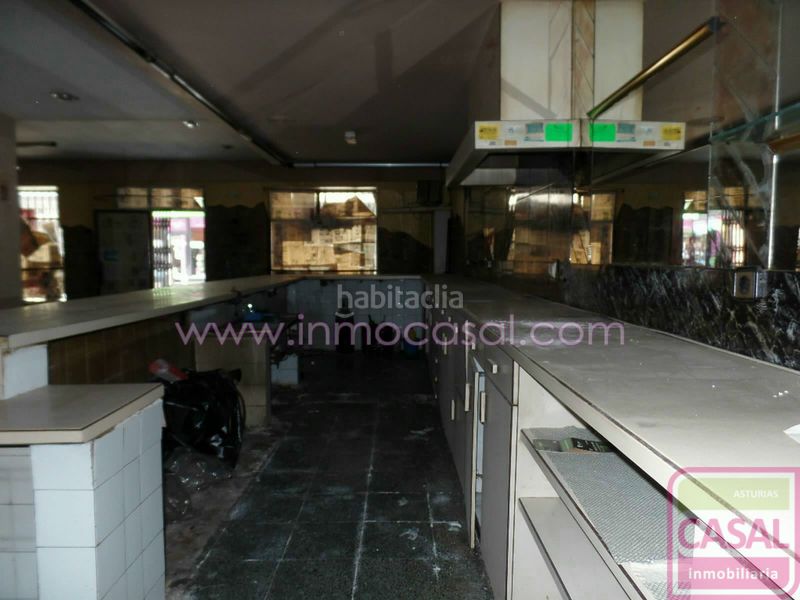 Foto d70a6a09-de3e-41b3-9466-ed44fc48f7b3. Edifici a Laviana