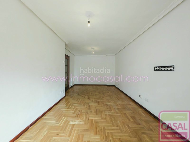 Foto c43d0691-ab8b-4404-8ac2-45c398342ace. Pis amb calefacció a Sama Langreo