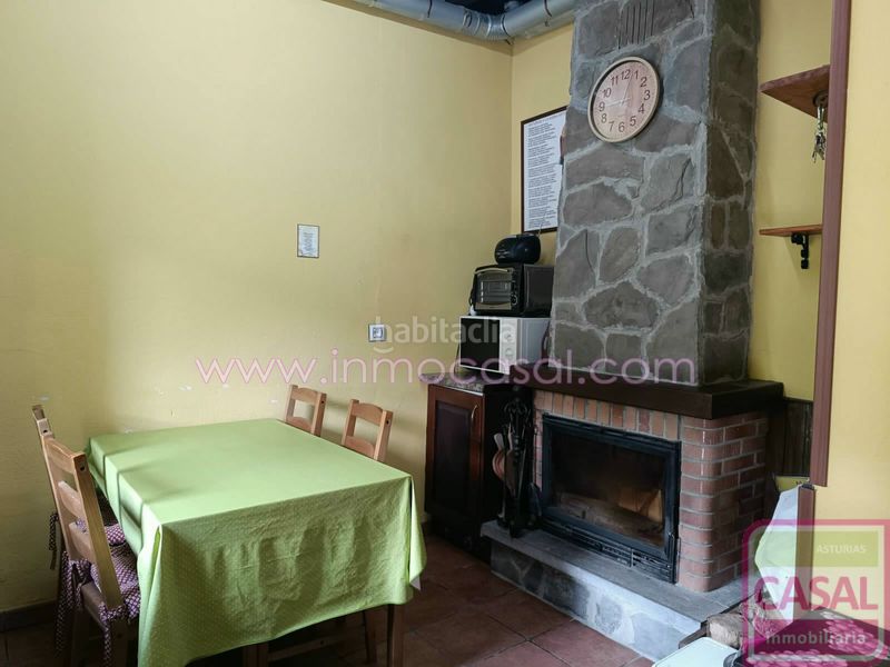 Foto ef67567e-291d-4f6b-b200-294a83b787e7. Casa amb calefacció a Aller