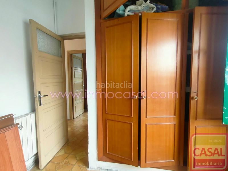 Foto 023bb44f-0ea2-49ca-b2f6-110dbf83b087. Casa amb calefacció aparcament a El Carbayedo - El Quirinal Avilés