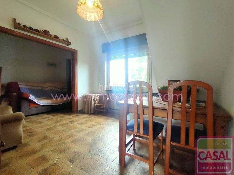 Foto 076011b6-c73d-4e35-a77d-87f29eef0f12. Casa amb calefacció aparcament a El Carbayedo - El Quirinal Avilés
