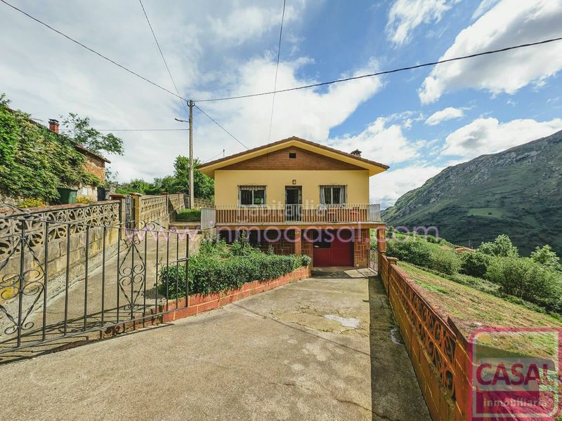 Foto c7faa55c-762c-433c-b2f7-1f8df73d8be4. Casa amb calefacció a Morcín