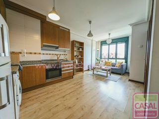 Piso  Vetusta. Apartamento en venta, exterior y muy soleado. ubicado en un edif