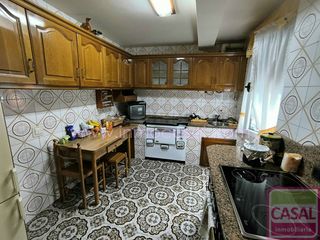 Location Appartement à Sama. Piso de alquiler en el centro de sama, compuesto de 3 habitacion