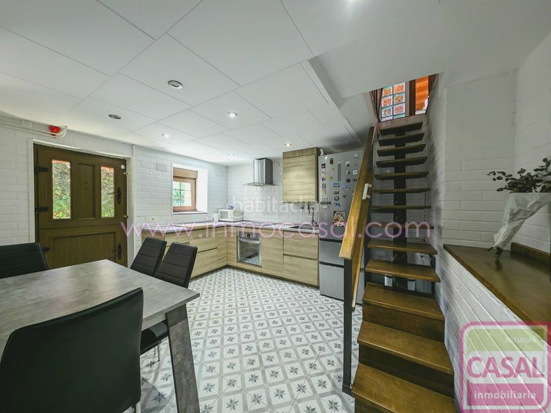 Foto ddcef84e-c1a5-40ba-aa7f-900b5e88ab79. Casa amb calefacció aparcament a San Martín del Rey Aurelio