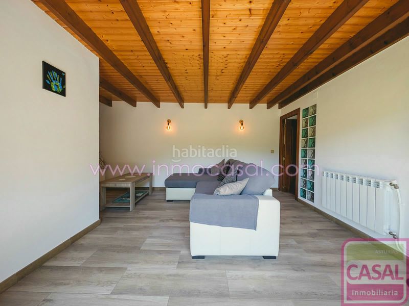 Foto de0f28f3-6cf3-454d-8096-f18ac1d48679. Casa amb calefacció aparcament a San Martín del Rey Aurelio