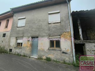 Casa en San Martín del Rey Aurelio. Casa de aldea con huerto en la acebal, san martin del rey aureli