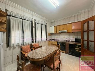 Miete Etagenwohnung in Aller. Se alquila acogedor piso amueblado, con dos dormitorios, sala de
