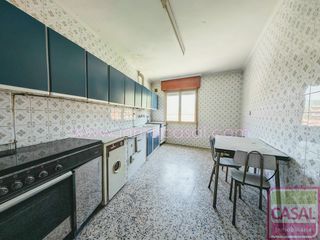 Appartamento  Av. constitución. Se vende piso con ascensor en sotrondio san martín del rey aurel