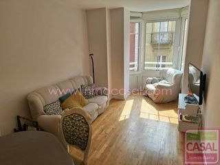 Location Appartement à Centro. Gijon alquiler de piso de septiembre a junio, situado en una inm