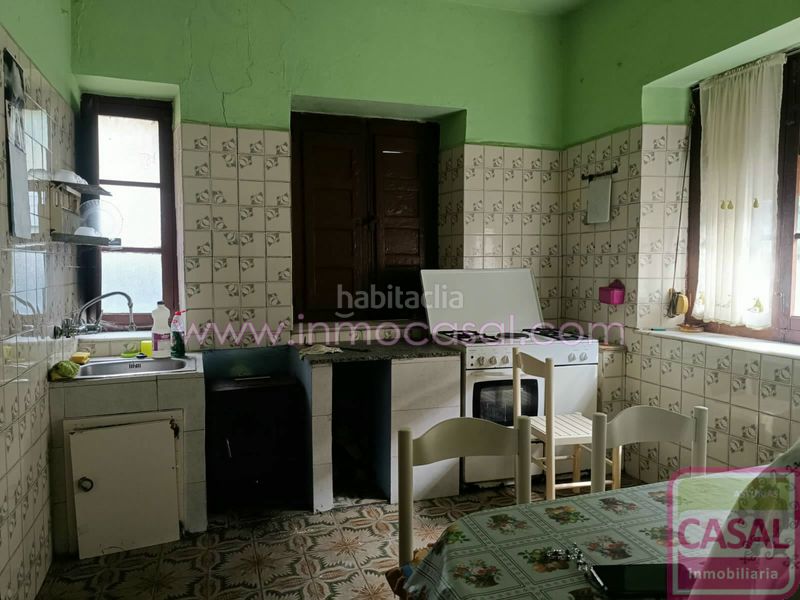 Foto 20a1df80-19a3-4f12-ad37-78c0c96b5f3c. Casa amb calefacció a Aller