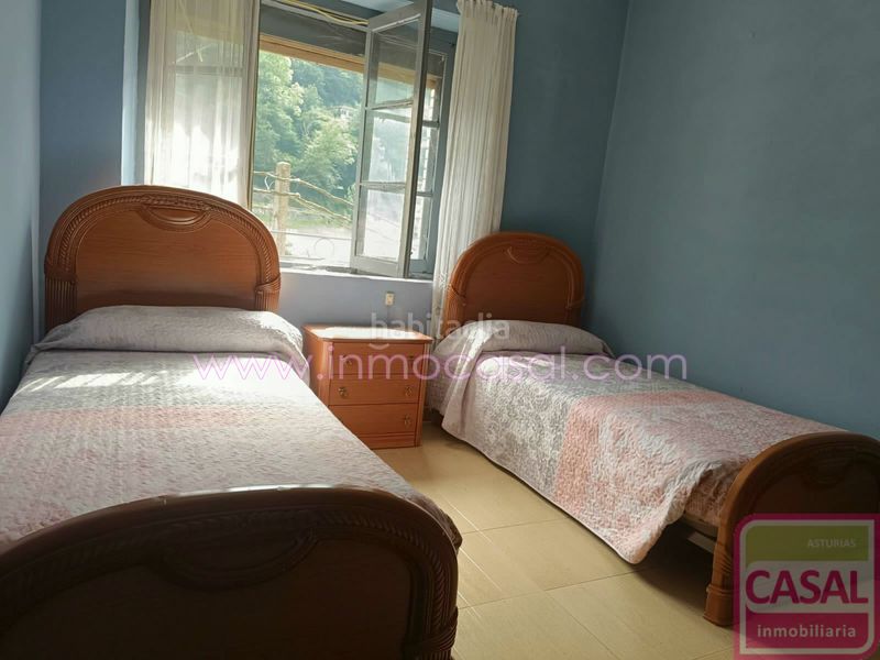 Foto 688b3099-2180-4d40-9064-701742f9b5e7. Casa amb calefacció a Aller