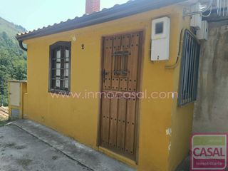 Casa a Aller. Se venda casa en moreda de arriba. de dos plantas, dos habitacio