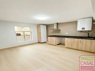 Miete Etagenwohnung in Vallobín. Alquiler de piso de tres habitaciones en vallobín totalmente ref