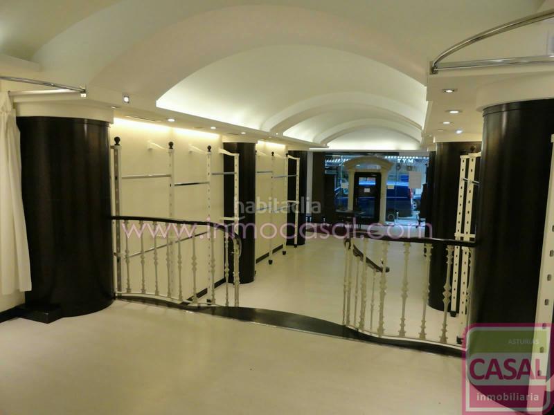 Foto 98676755-0643-4533-80b7-742b05b16bca. Lloguer local comercial a Centro Gijón