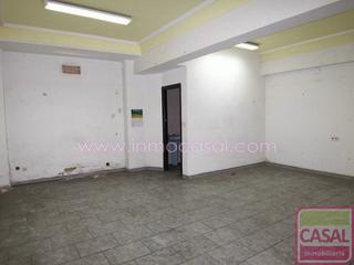 Locale commerciale in Sama
