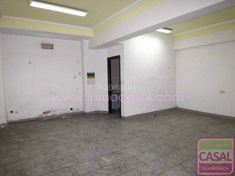 Foto bccb4694-b08c-47ec-a1c1-08612f472464. Location local commercial dans Sama Langreo