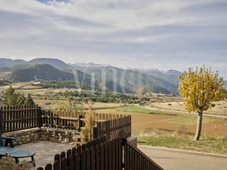 Maison à Urús. Casa en venta en urus