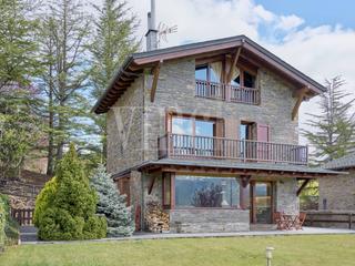 Casa a Ger. Casa en venta en devesa de saga