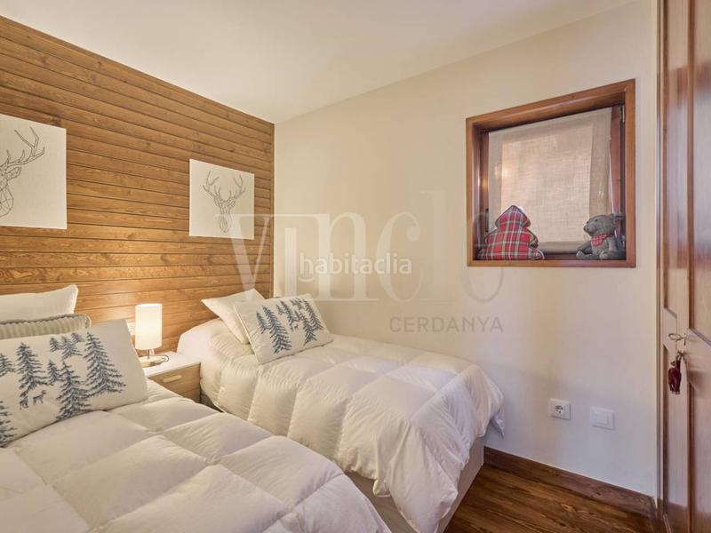 Foto 962a1810-6225-41a2-97ac-010c30d9ffb6. Piso finca convertida en dos plantas bajas en venta en Alp