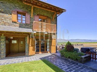Casa adossada  Nacional 152. Casa a tres vents en venta en escadarcs