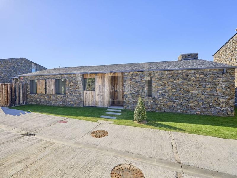 Foto 19ecf4c5-b8c5-47b1-a3ce-91f12603ef7b. Casa  en venta en Ger