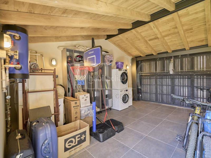 Foto f2e79290-9d71-4026-ab8a-315e53d3ae76. Casa  en venta en Ger