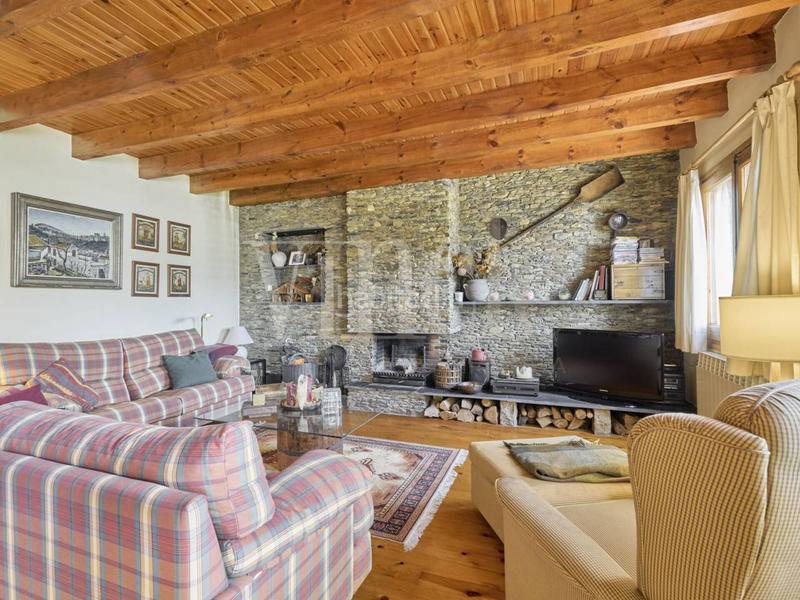 Foto 79128420-321e-470b-8208-d20f08167539. Maison avec chauffage parking dans Puigcerdà