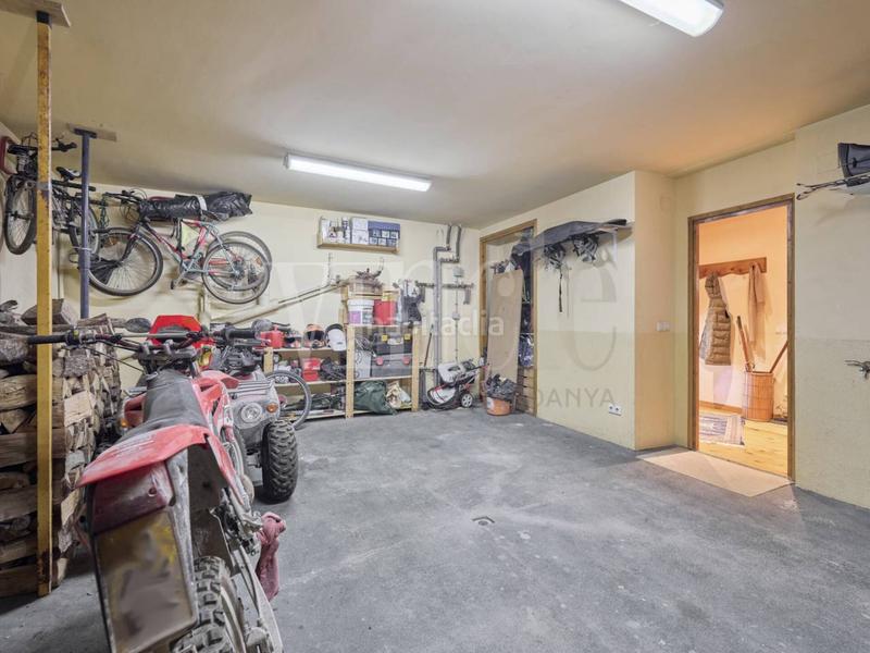 Foto e5fa069c-b97a-41f1-9200-8d79e003a414. Maison avec chauffage parking dans Puigcerdà