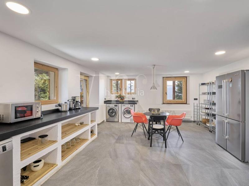 Foto 23cb4cd1-2d3a-4bdf-85b6-a44fcac78f2f. Haus mit heizung in Molina (La)