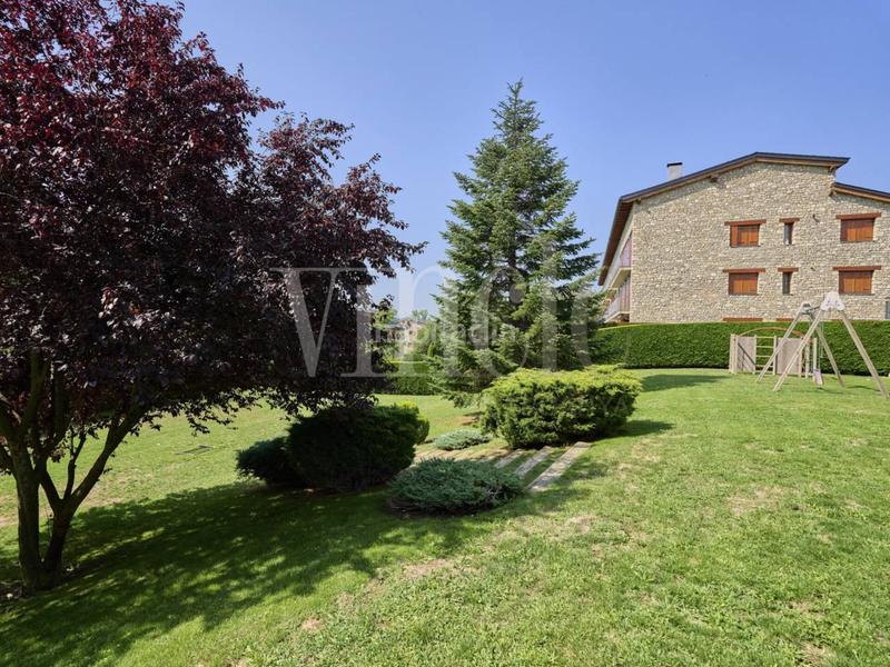 Foto 7aedb84b-4521-446f-9202-396b5d9bd804. Duplex con riscaldamento parcheggio in Llívia