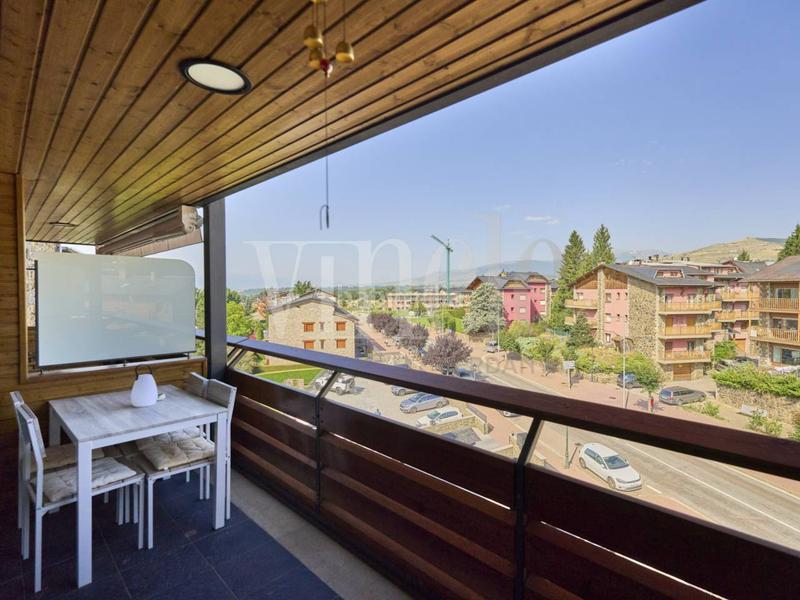 Foto f3929f3d-21d1-44b0-9fc8-662b3d8f04a1. Duplex con riscaldamento parcheggio in Llívia