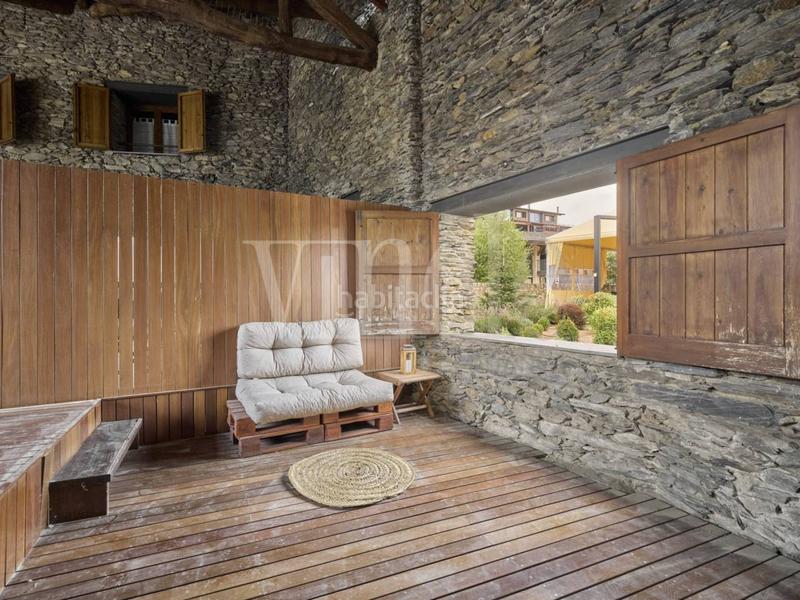 Foto b0cc6b2c-ea30-4e01-a831-60cb207d6569. Casa adosada casa cantonera en venta en Bolvir