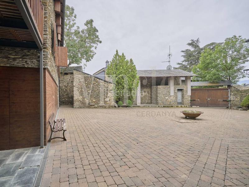 Foto f2211ec9-e388-4a42-8738-a1abd78248f4. Casa adosada casa cantonera en venta en Bolvir