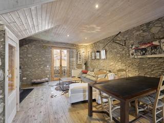 Casa adossada  Rue du puigmal. Casa adosada en venta en osseja