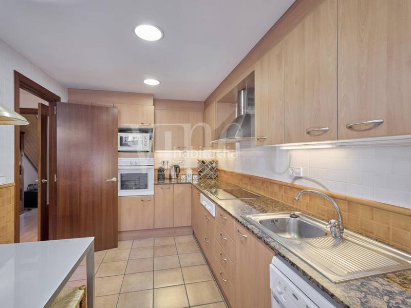 Foto 2269170f-091d-49d1-bcb6-c834a5aea90f. Zweistöckige wohnung mit heizung parking in Bellver de Cerdanya