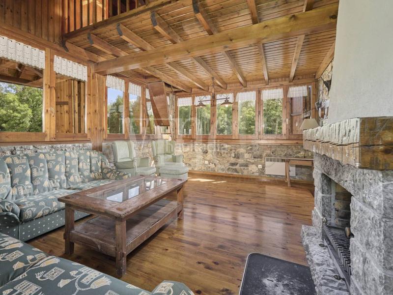 Foto 2fe36b4f-6413-4607-a090-3767ffa762ef. Casa amb calefacció piscina a Isòvol