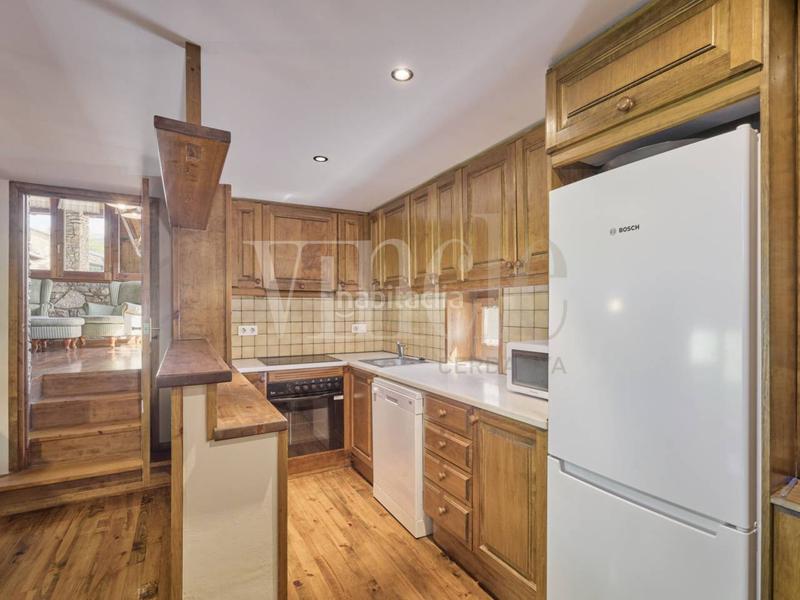 Foto 90f3fe42-26fc-4a37-8fd0-bc8f90946508. Casa amb calefacció piscina a Isòvol