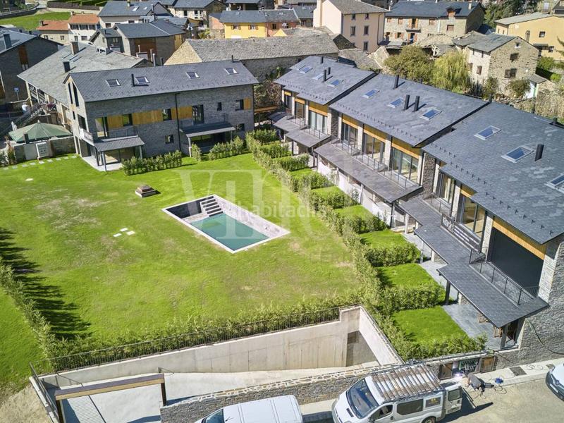 Foto 21fd126d-d50b-47df-ac3c-7258b61745b4. Reihenhaus mit parking pool in Bolvir