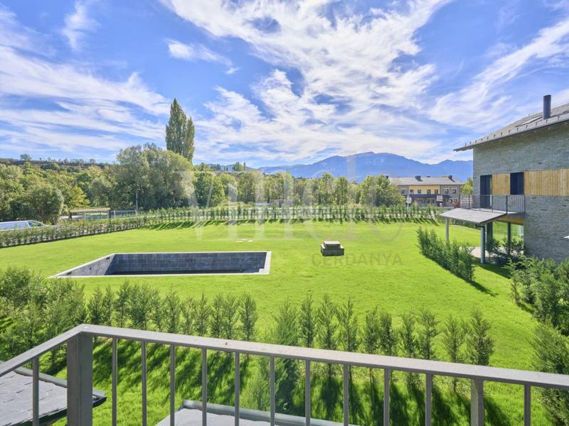 Foto 5308d7e6-4a87-4b5b-bc97-f04d4e9e11da. Reihenhaus mit parking pool in Bolvir