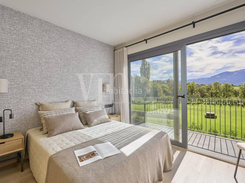 Foto 67a1aea3-c107-47da-859a-a903f3a00005. Reihenhaus mit parking pool in Bolvir