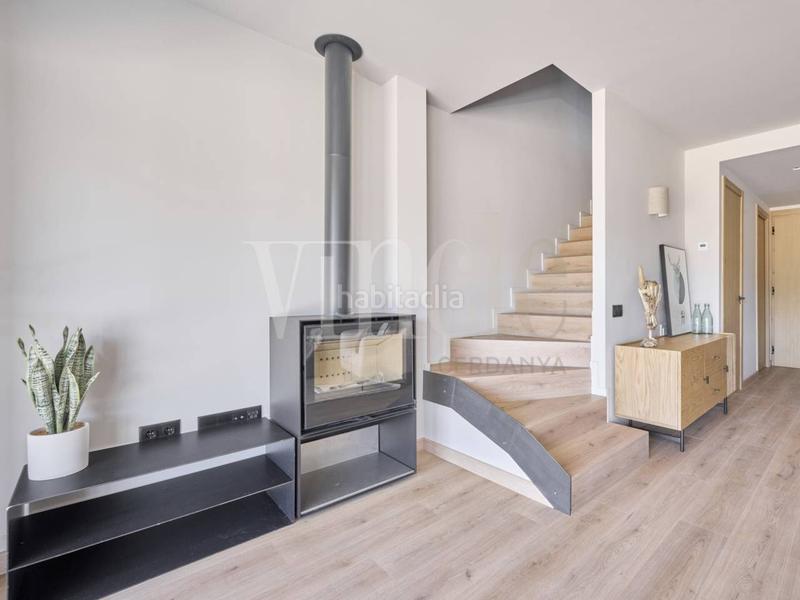 Foto 8f0a08df-6a2c-448b-8ea7-96f6f1448ed3. Reihenhaus mit parking pool in Bolvir