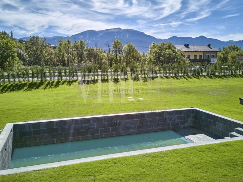 Foto a992b195-dd14-4590-b947-4843a71e7601. Reihenhaus mit parking pool in Bolvir