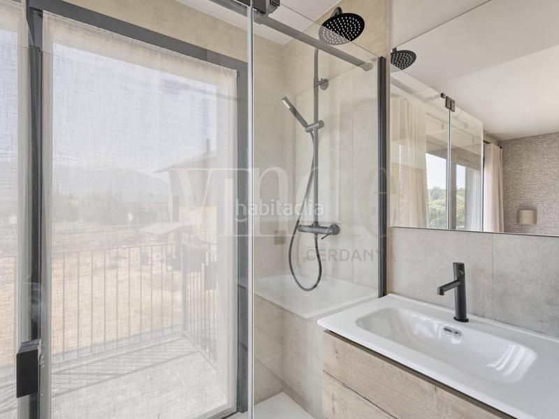 Foto f92e689e-b98a-4979-91f3-fb0e614b6d41. Reihenhaus mit parking pool in Bolvir