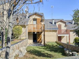 Casa adossada  Pla d´ayreval. Adosado en venta en la tour de carol