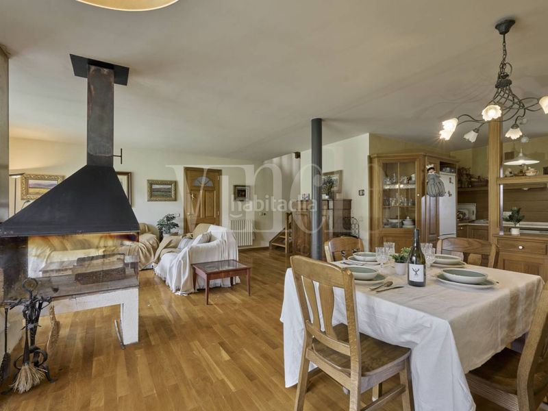 Foto 535840be-2c1b-4730-be67-2a13e71c64ef. Casa adosada casa en venta en vilallobent en Puigcerdà