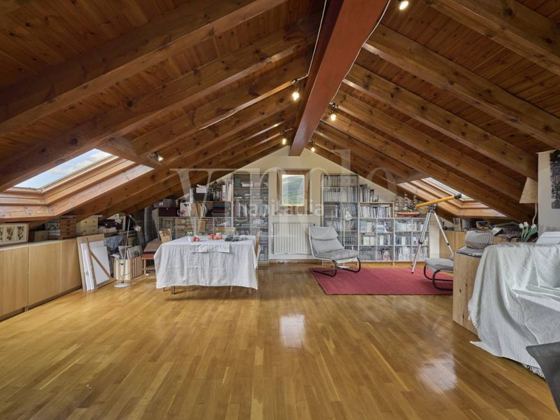 Foto 71ad62d8-9988-4c93-a422-0fa93120e737. Casa adosada casa en venta en vilallobent en Puigcerdà
